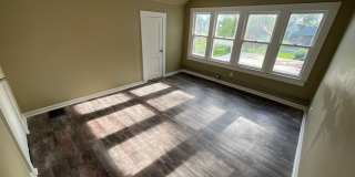 318 S Gibson Gallery 1