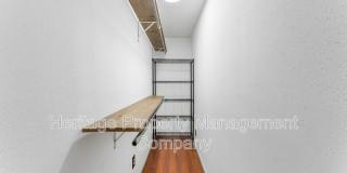 3614 Versailles Drive Gallery 25