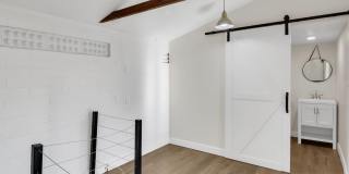 544 W 17th Place Gallery 27