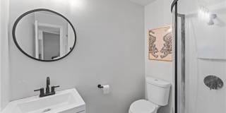 923 W Maple Avenue Gallery 14