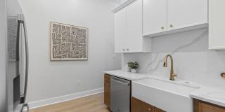 Furnished Luxury Home for Rent-Historic Deutschtown/Northside Gallery 14