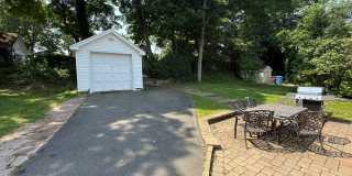 Beautiful 3 Bed, 2 Bath Single Family Colonial for Rent in New Britain! Gallery 25