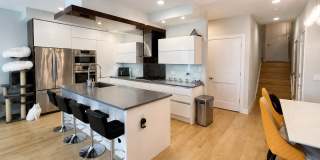 1008 N LARRABEE Street Gallery 4