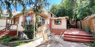 Charming Manitou Home Gallery 3
