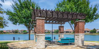 Via Las Colinas Gallery 31