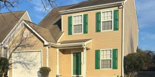 Comfort, Convenience & Space — 3BR Home with Patio and Natural Light Gallery 1