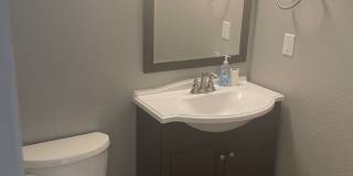 South Denver, 2 bed 2.5 bath Townhome, 2 Car Parking, Close to Light Rail Gallery 22