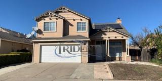 3 bedroom, 2 ½ bath SOLAR home Gallery 1