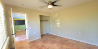 CHARLESTON COMMERCIAL CENTER - David Adam Road Gallery 15