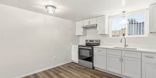 2 Bedroom 2 Bathroom Home with Flex Space & Spacious Backyard! Gallery 7