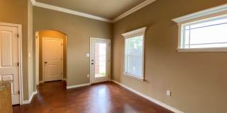 Available Now: 4 bedroom house Gallery 5