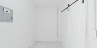916 S Tays Street Gallery 16