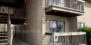 753 E Bain Gallery 1