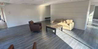Fantastic Studio in The Metropolitan Condos Gallery 39