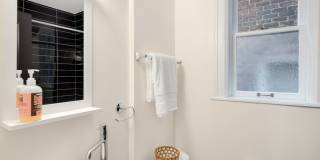 Hubbard Apartment Gallery 8