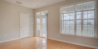 42451 MAGELLAN Square Gallery 35