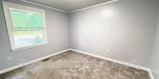801 Carter Ave Gallery 16