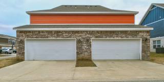 FREE 55” TV or 28” Blackstone! Plus $150 Amazon gift card! Beautiful 3 bed / 2.5 bath duplex with two car garage - Minutes from U of A! Gallery 24