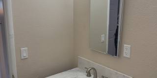 10623 Poplar Street Gallery 5