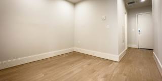 Weavers Row Gallery 11