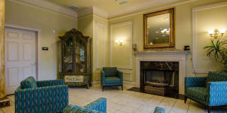 Ashley West End Gallery 3