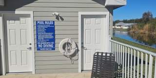 2 bed 2.5 bath Lake Front Townhouse Gallery 12