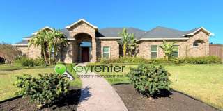 Beautiful 4 Bedroom- 3.5 Bathroom Home in Alamo, TX Gallery 1