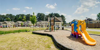 Affordable Housing - Winslow Pointe Gallery 6