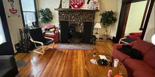 4 Bedroom House Available Next to UC Campus Gallery 3