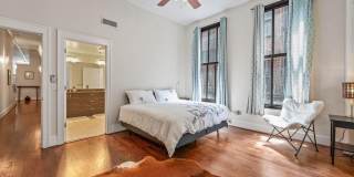 417 Vine Street Gallery 23