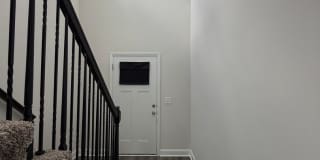 4 Bedroom Dog Friendly Home For Rent Near Post! Gallery 20
