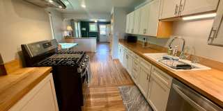 Stunning 3 Bed / 2 Bath Home on 10th Street! Gallery 13