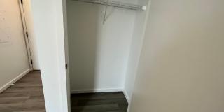 725 W Pratt Gallery 59