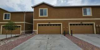 3 bed-3 bath Townhome with AC!!! Gallery 21