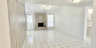 3425 E GLEN Drive Gallery 3