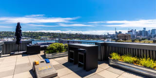 1611 on Lake Union Gallery 32