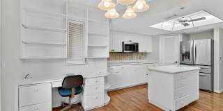 102 Riverside Drive unit: 306 Gallery 16