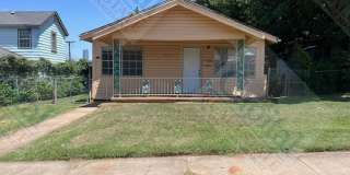 Charming 2 Bedroom Charming 2 Bedroom Gallery 1