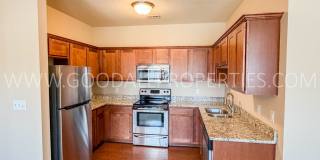 Rent Special: 2-Bedroom, 2-Bath Condo in Ankeny with Detached Garage! Gallery 6