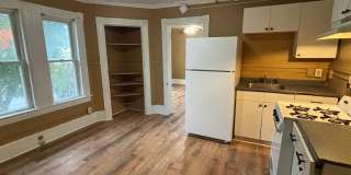 All Utilities Included!  1 bedroom efficiency in Pittsfield, MA Gallery 1