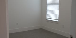 2183 East South Street Gallery 9