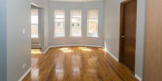 4513 North Malden Gallery 1