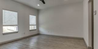 Brand New 3 Bed 2.5 Bath Duplex Includes Office Space (See Contact Info Below) Gallery 13