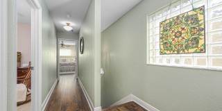 2036 SE Avon Park Drive Gallery 28