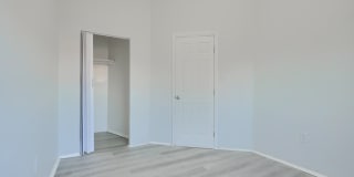 800 North Fulton Avenue Gallery 7