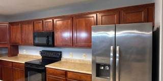 Must See 4 bedroom house! Gallery 6