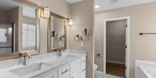 Great Location in the Heart of Madison! Gallery 24