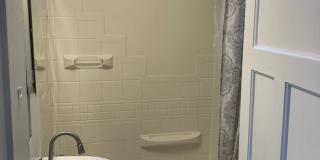 3 Bedroom One Bath home at 68th St in Urbandale Gallery 8