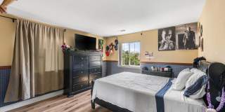 44256 Dahlia Street Gallery 32