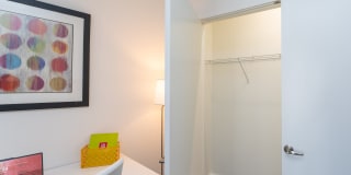 3200 Washington Gallery 40